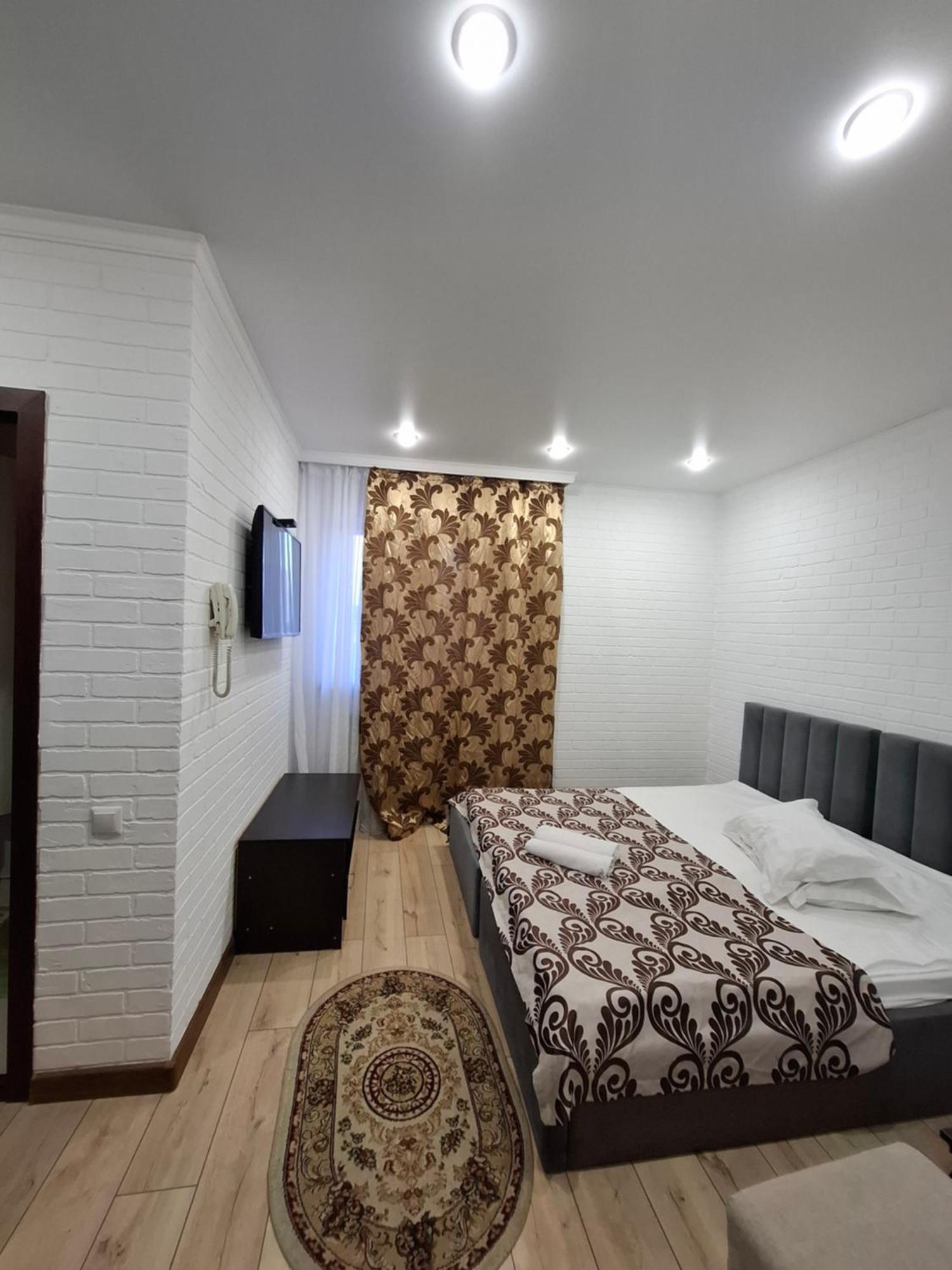 Astina Hotel アスターナ エクステリア 写真
