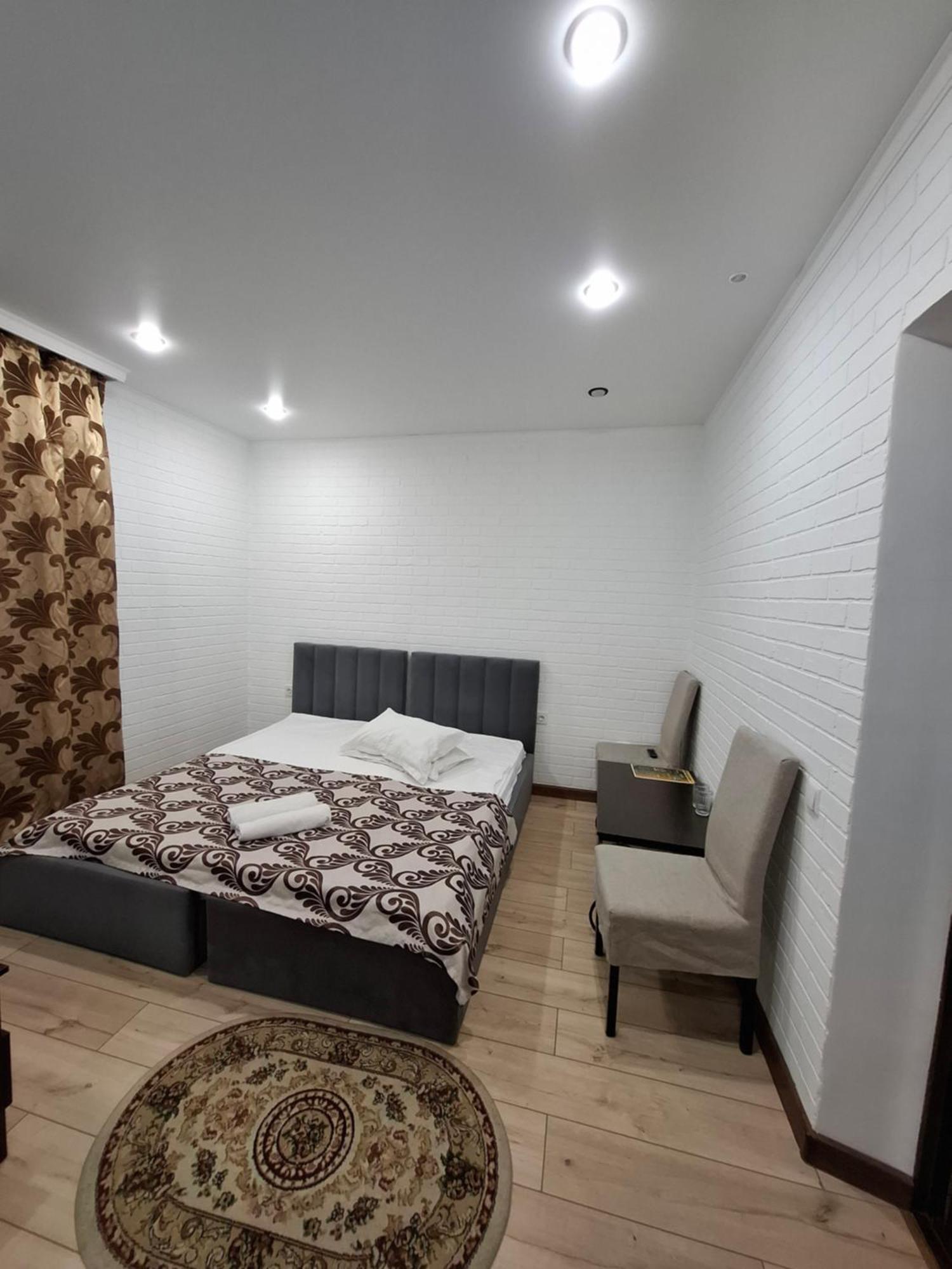 Astina Hotel アスターナ エクステリア 写真