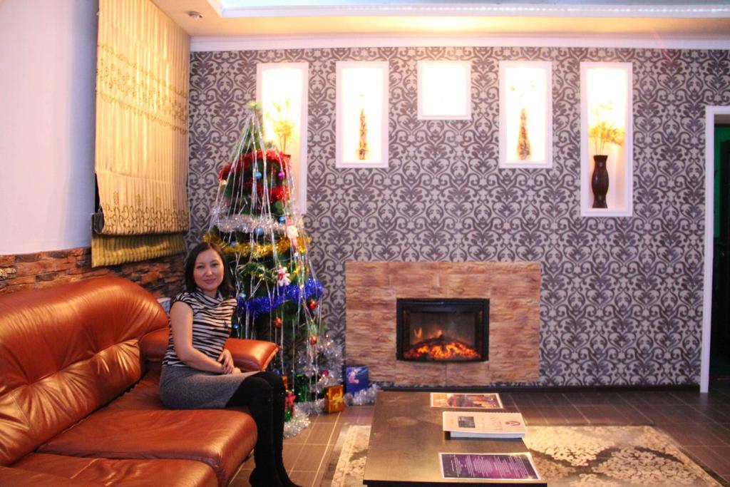 Astina Hotel アスターナ エクステリア 写真