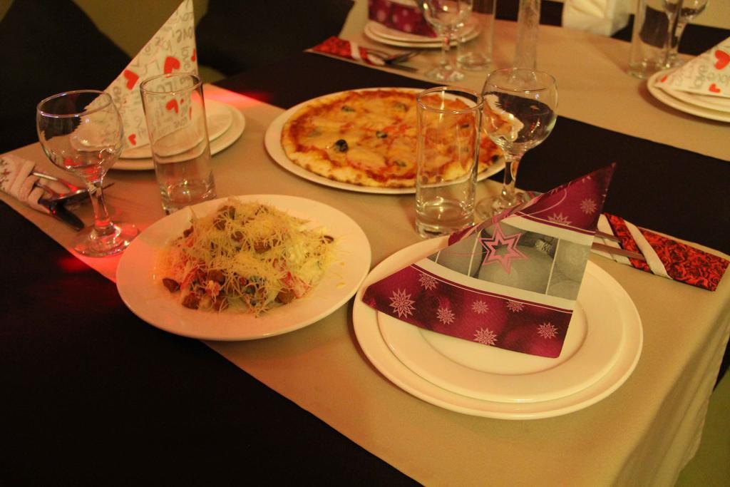 Astina Hotel アスターナ エクステリア 写真